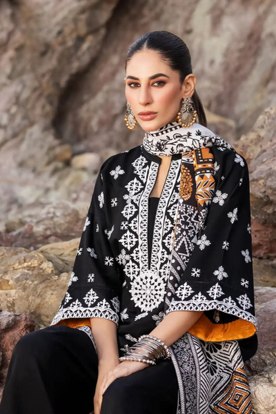 ZAINAB CHOTTANI LUXURY LAWN