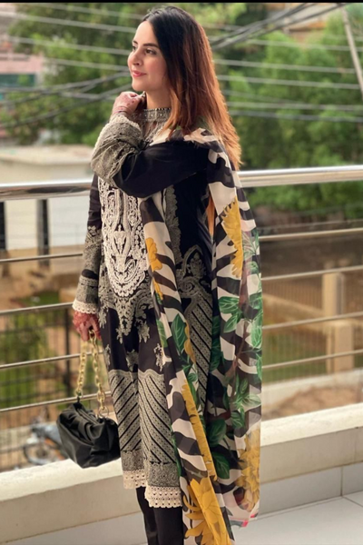 MUZLIN LUXURY LAWN