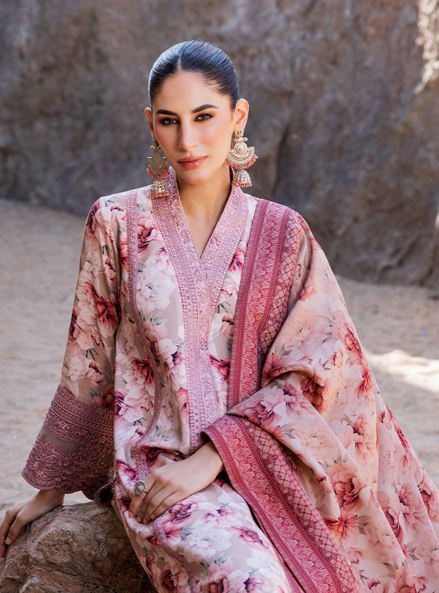 ZAINAB CHOTTANI LUXURY LAWN